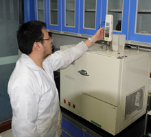 Lubricating grease low-temperature torque tester